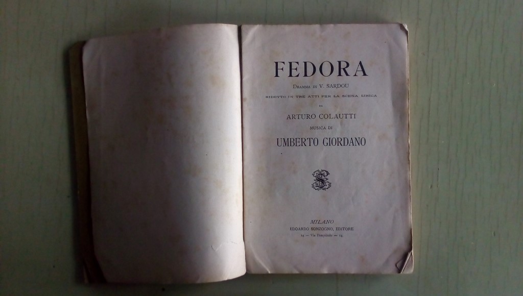 Opera/ FEDORA 