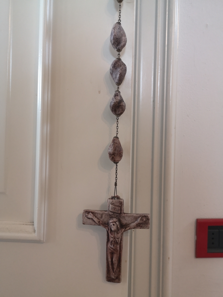 Antico rosario anno 1700/1800 in granaglia ceramica altezza 170 cm