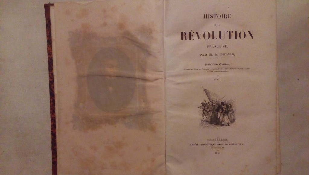 Histoire de la revolution francaise par M.A. Thiers - Societè tipografrique belge Bruxell 1940 2 volumi